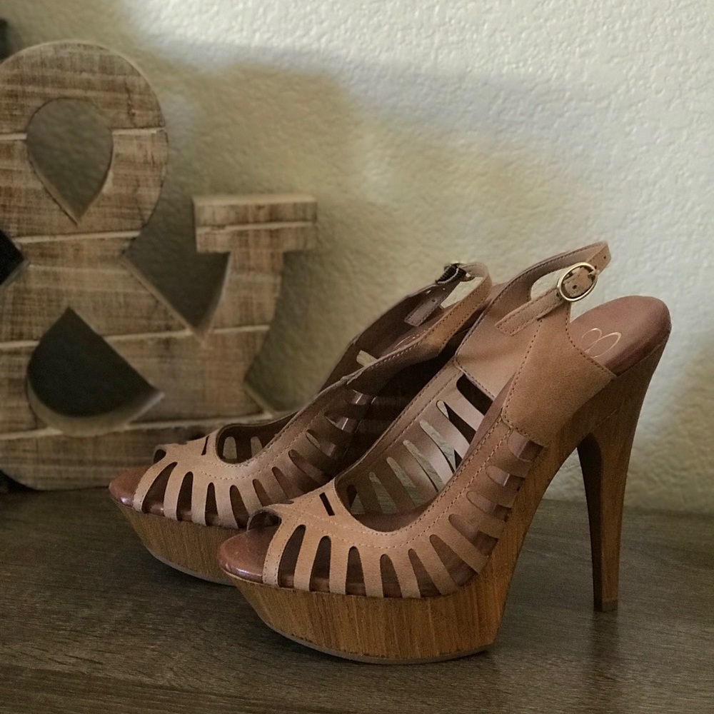 Women’s shoes
